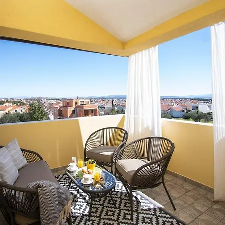Diora And Silver Apartment Vodice