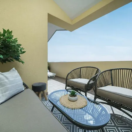 Diora And Silver Apartment Vodice
